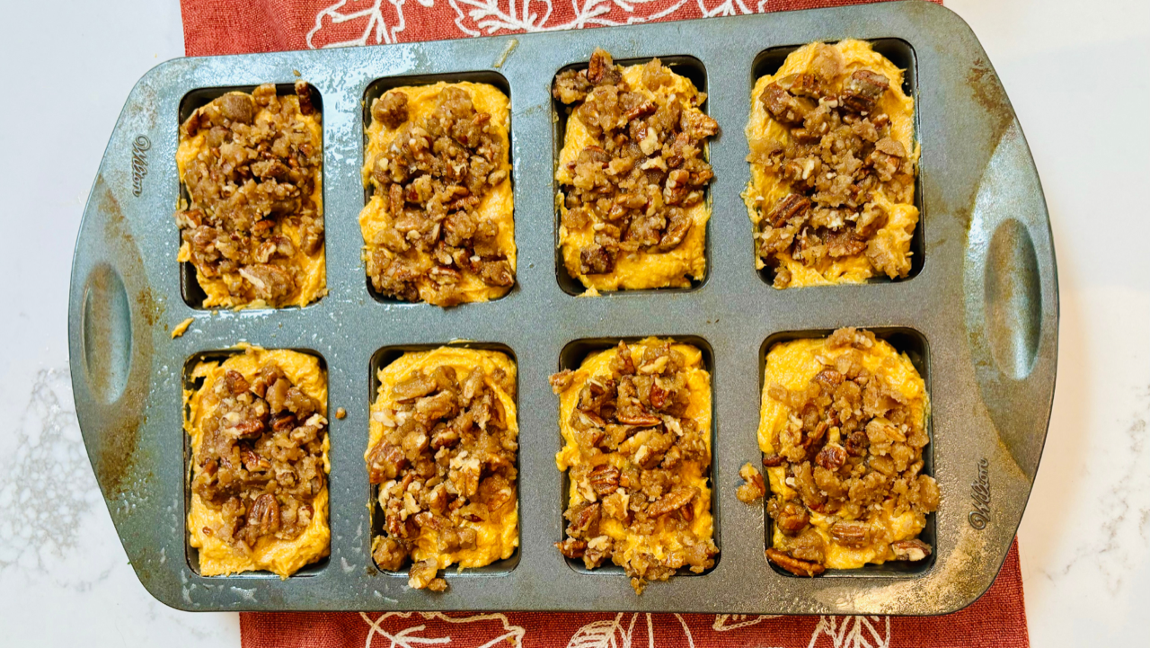 Cozy Autumn Baking: Pumpkin Mini Loaves with Pecan Streusel